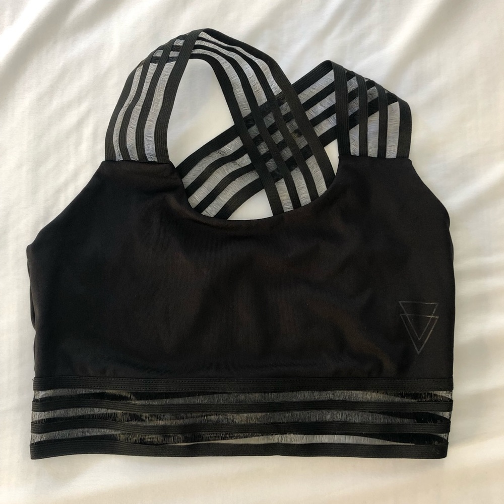 Sports bra
